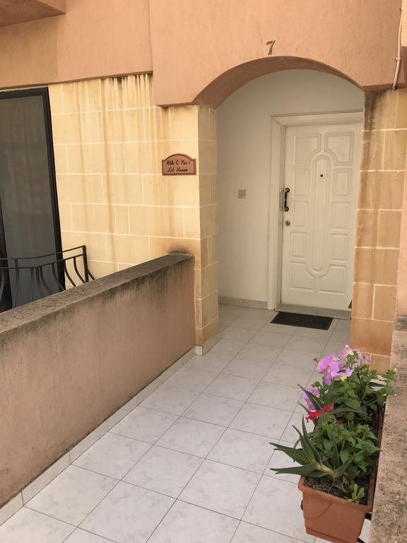 Swieqi Semi Detached Maisonette Saint Julian's Bagian luar foto